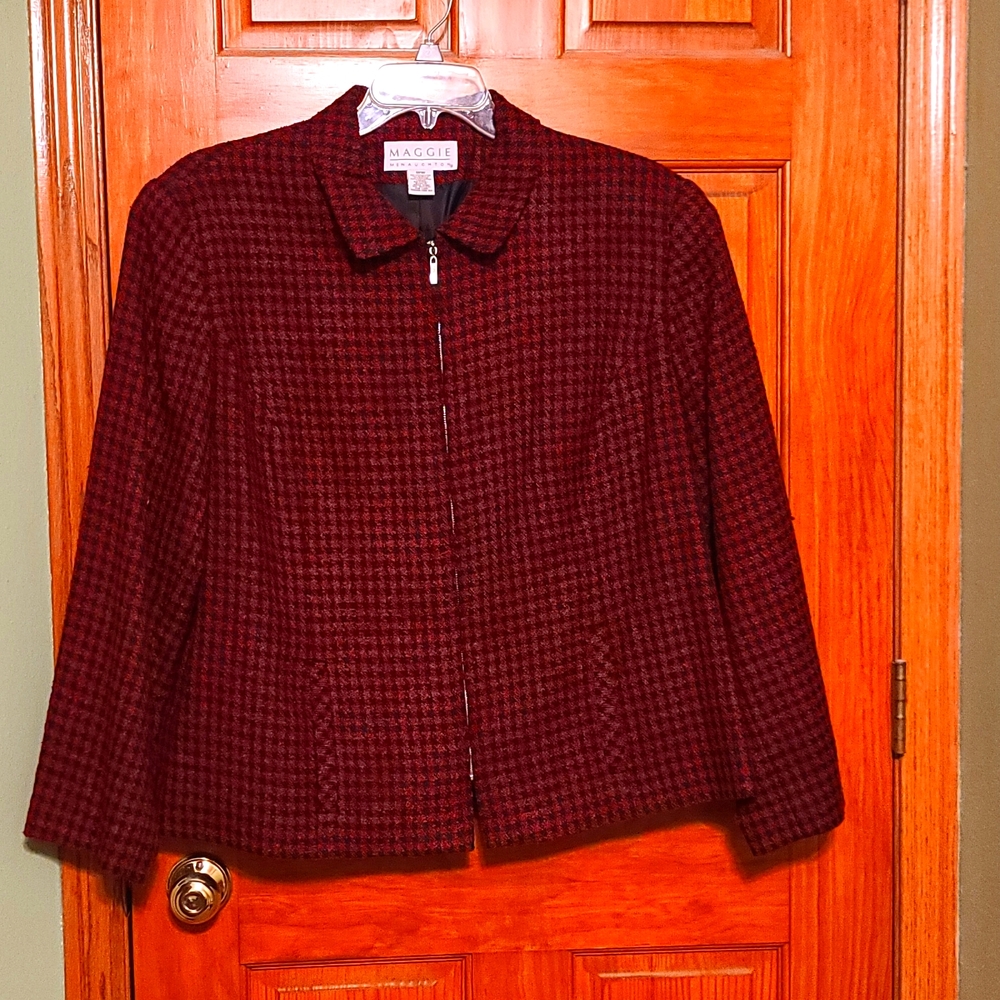Vintage Maggie McNaughton Red/Black Houndstooth Lined Jackey